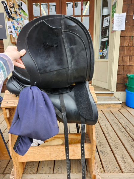 18.5" Schleese Infinity Dressage Saddle