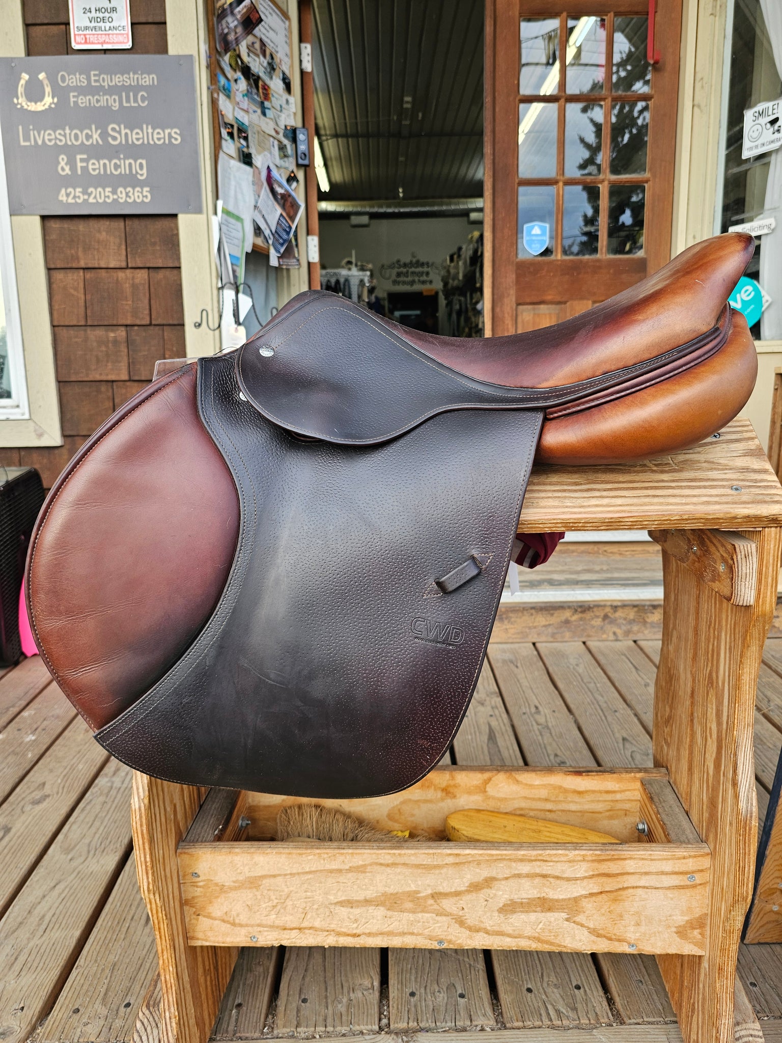 18" CWD SE02 Jump Saddle