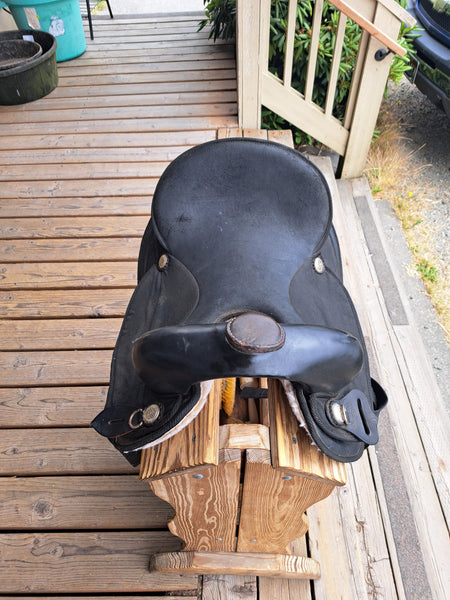ON TRIAL 15" Action Synthetic Western Saddle