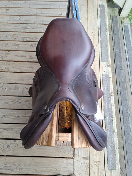 17.5" CWD SE12 Cross Country Jump Saddle