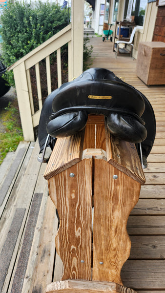 17.5" JRD Enduro Dressage Saddle
