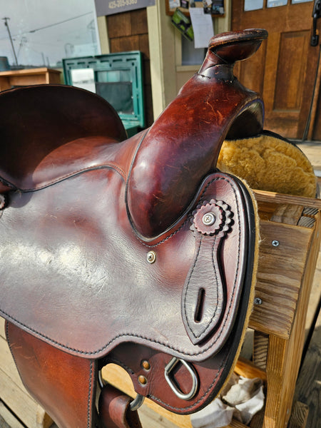 ON TRIAL 15.5" Crates Arabian Western Saddle