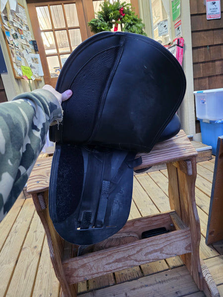 17.5" Schleese Sequence Dressage Saddle