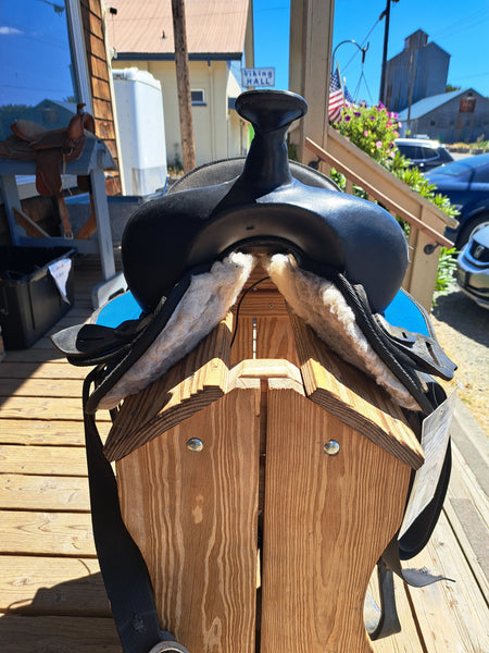 15" Abetta Synthetic Western Saddle