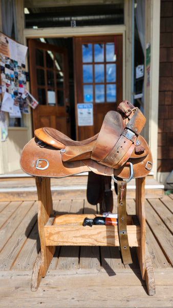 16" Circle Y Roughout Training Saddle