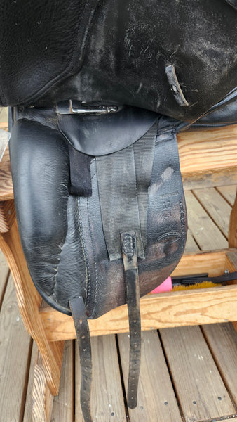 17" Revere Dressage Saddle