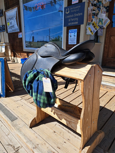 16.5" Wintec All Purpose English Saddle