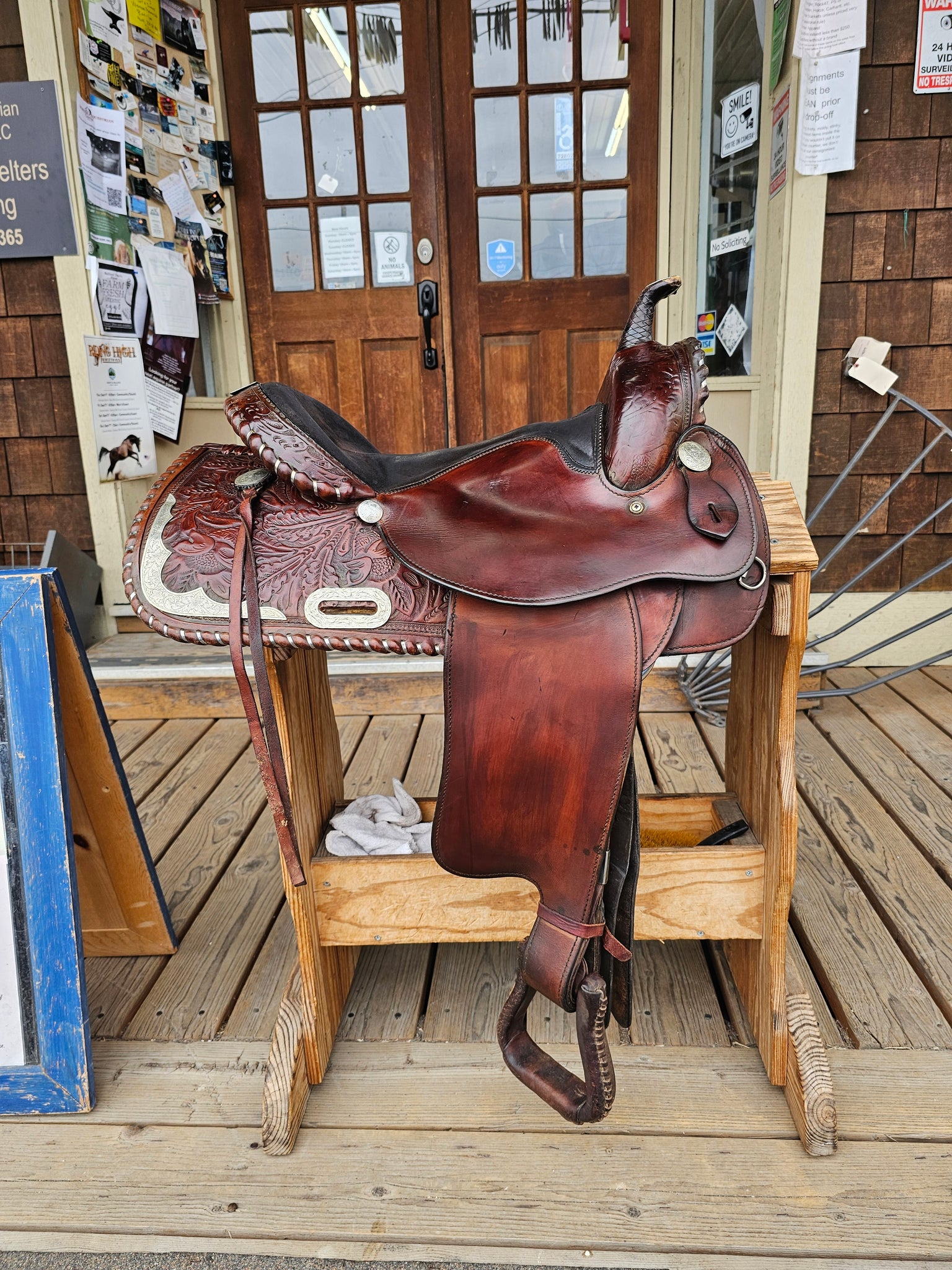 15" Crates Western Equitation Show Saddle