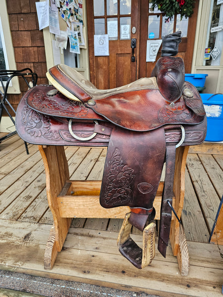 15.5" Hereford Tex Tan Roping Saddle