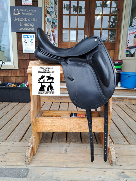 17.5" N2 Cardhu Dressage Saddle