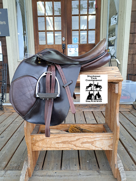 17" Lazer Jumping Saddle