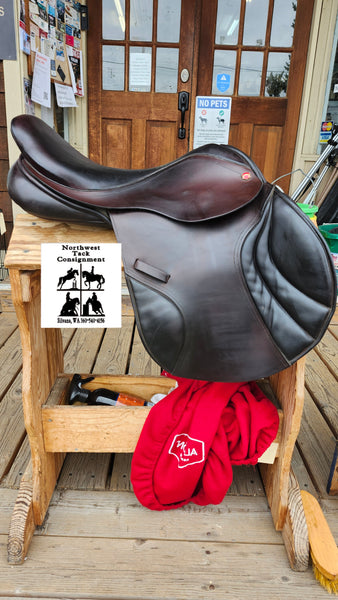 18" Albion K2 Jumping Saddle