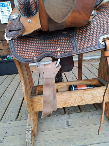 15.5" Circle Y Mercedes Barrel Saddle