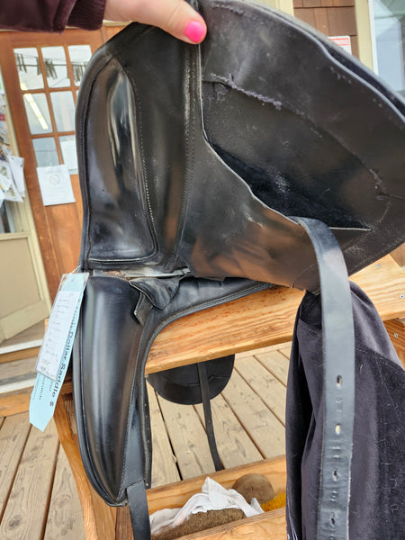 17.5" Custom Saddlery Laguna Dressage Saddle