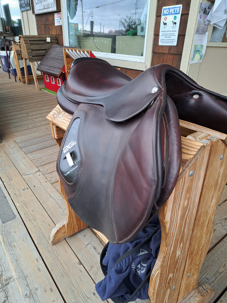 17.5" CWD 2Gs Dynamick Jumping Saddle