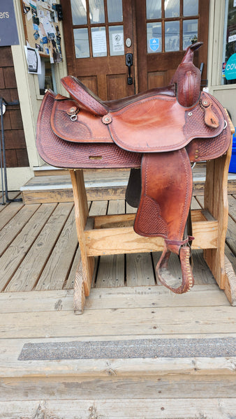 16" Crates Western Trail Saddle