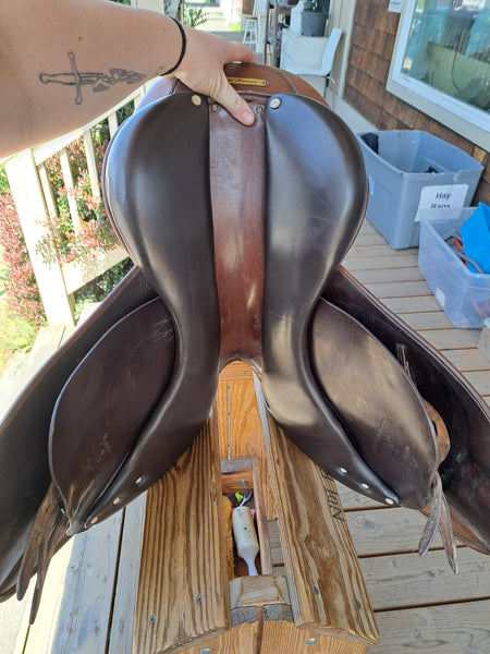 17.5" Hampton & Scott All Purpose English Saddle