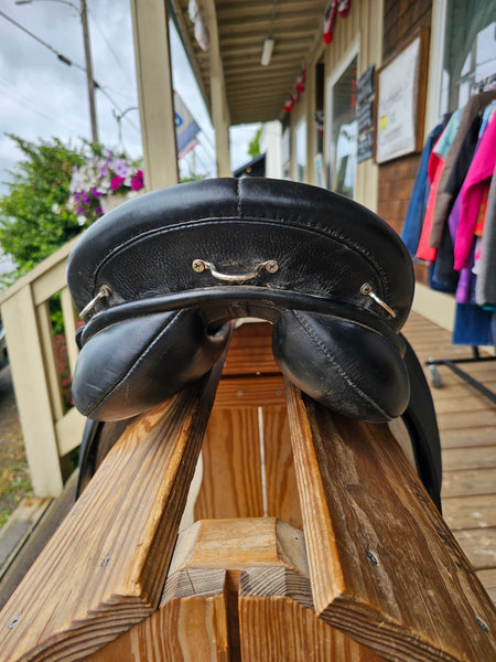 19" Duett Bravo Dressage Saddle