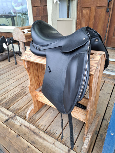 ON TRIAL 17.5" Custom Greg Allan Dressage Saddle
