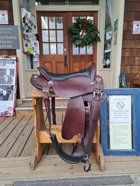 17.5" Tucker Horizen outpost Endurance Saddle