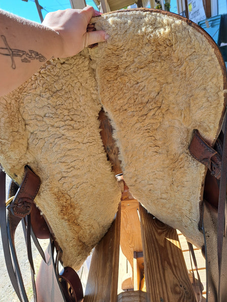 15" McCall Saddle Co Wade Ranch Roper Saddle