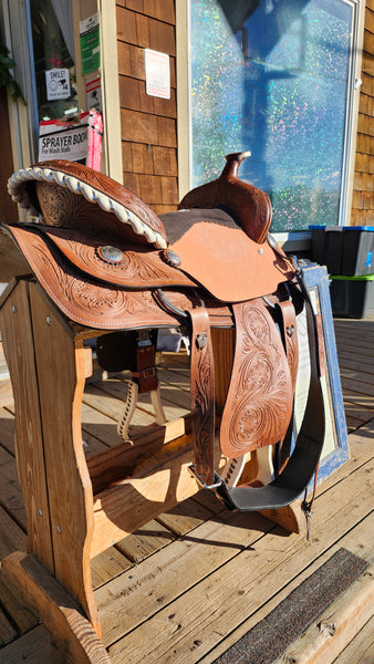 17" Double T Trail Saddle