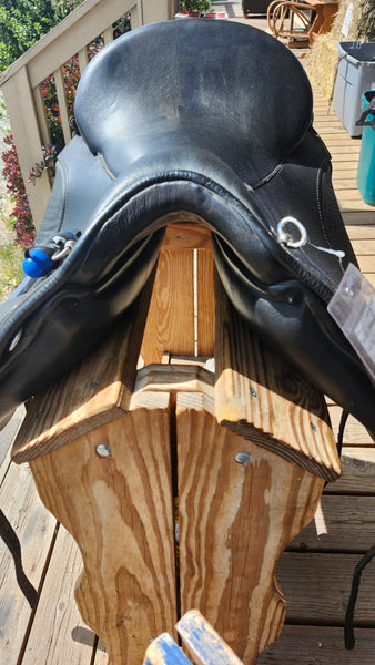 DP Saddlery El Campo Dressage Saddle - Size 3