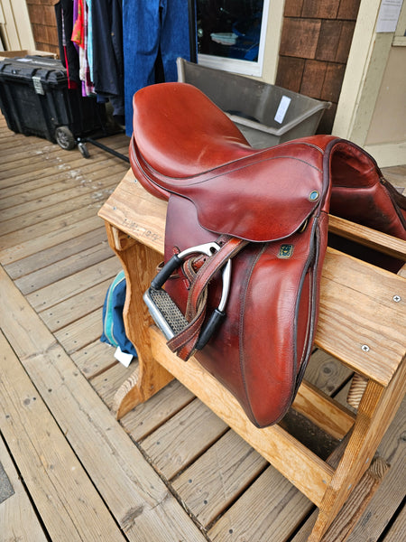 16.5" Stubben Edelweiss C.S. Junior Close Contact Jump Saddle