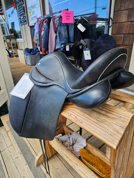 18" Ryder Mirage Dressage Saddle