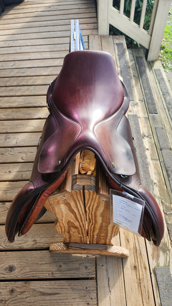 17.5" Crosby Prix de Nations Jump Saddle
