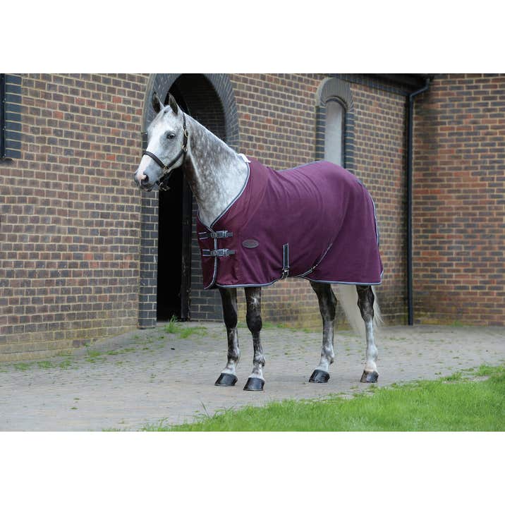 New 54" Weatherbeeta Fleece Cooler