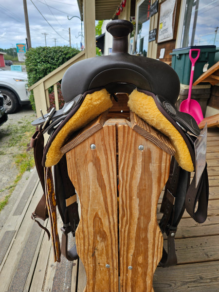 ON TRIAL 15" Wintec Synthetic Western Saddle