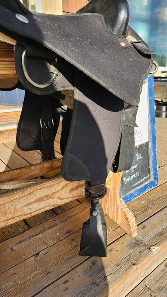 17" Abetta Stealth Flex Cordura Western Saddle