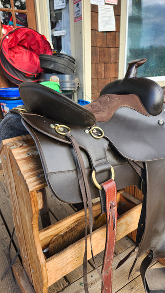 16.5" Lami-Cell by Wintec Synthetic Western Saddle