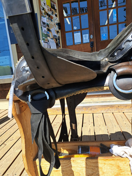 17" Custom Endurance Saddle