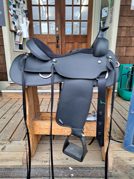 16" Wintec Western Trail Saddle
