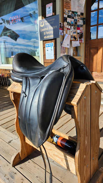 18" Equipe Viktoria Monoflap Dressage Saddle