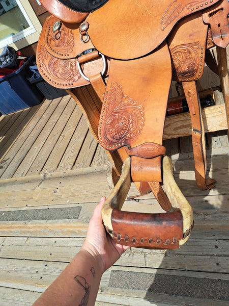 15" Hilason Roping Saddle