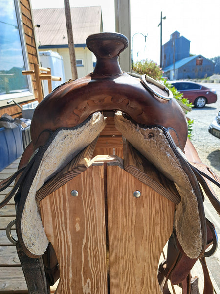 16" Silver Royal Training Saddle