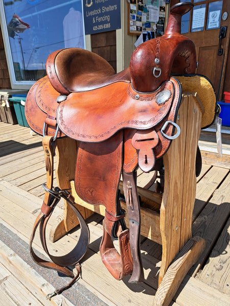 ON TRIAL 16" Circle Y Alpine Flex2 Saddle