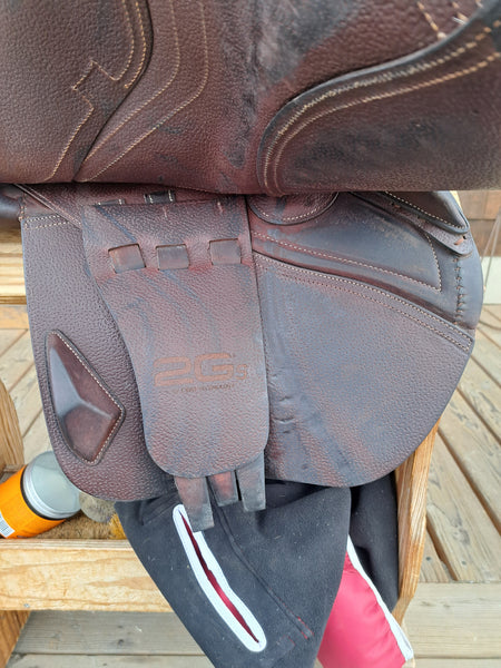 17.5" CWD SE40 2Gs Jumping Saddle