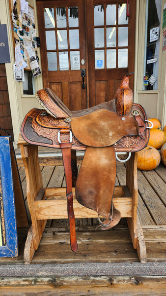 15" Circle Y High Horse Barrel Saddle