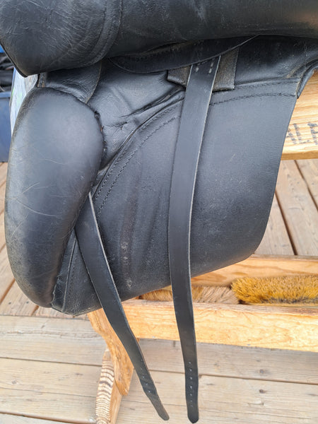 17" Passier Grand Gilbert Dressage Saddle