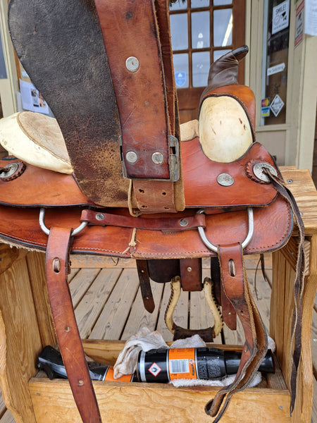 13" Three Bars Saddlery Roping Saddle