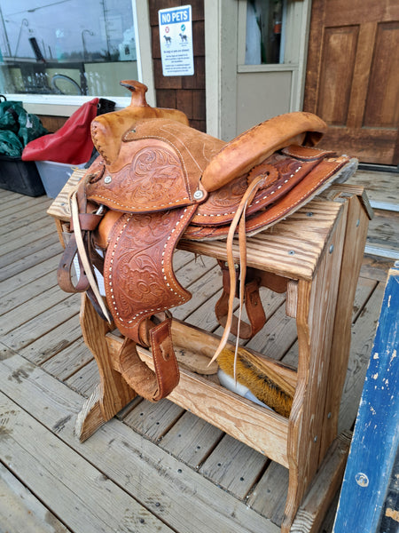 12" Westen Saddle