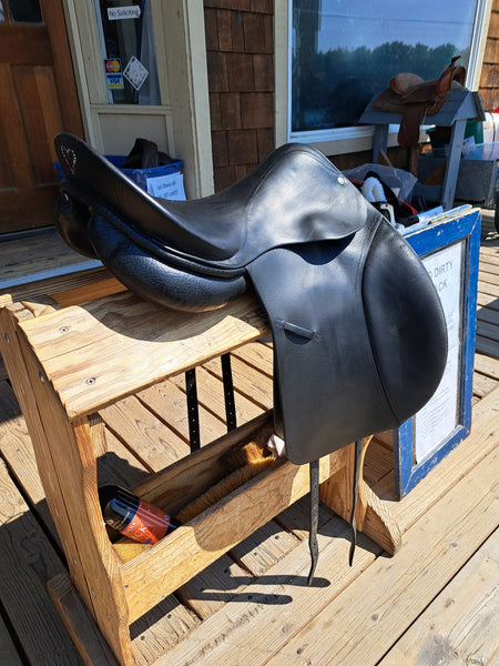16.5" Fredy Roosli Pilatus Dressage Saddle