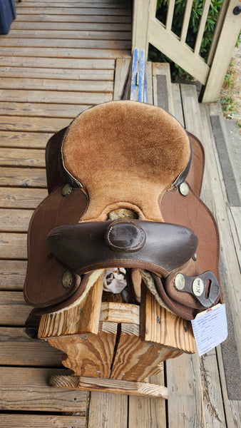 10" King Series Synthetic Western Saddle
