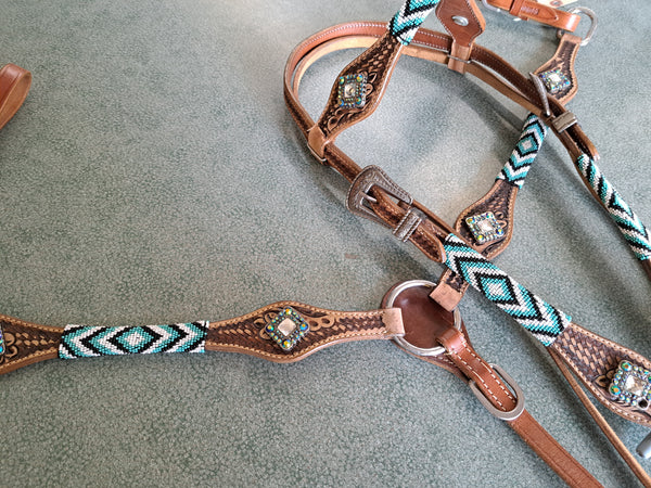 Showman Beaded Tackset