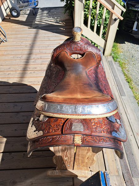 15.5" Broken Horn Equitation Saddle