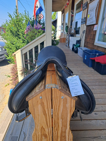 17" Wintec 2000 All Purpose English Saddle